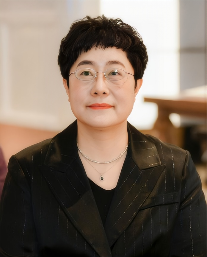 吴璠 - SBS瑞士商学院教师照片